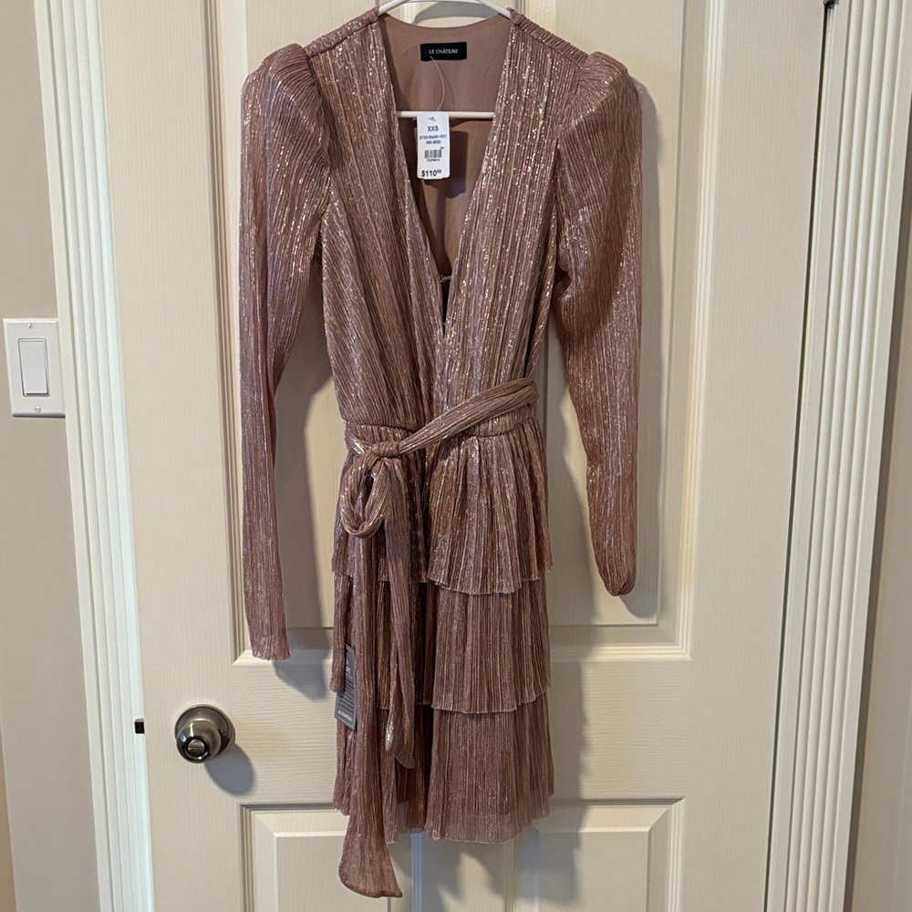 NWT Le Chateau Blush Pink Long Sleeve Dress
